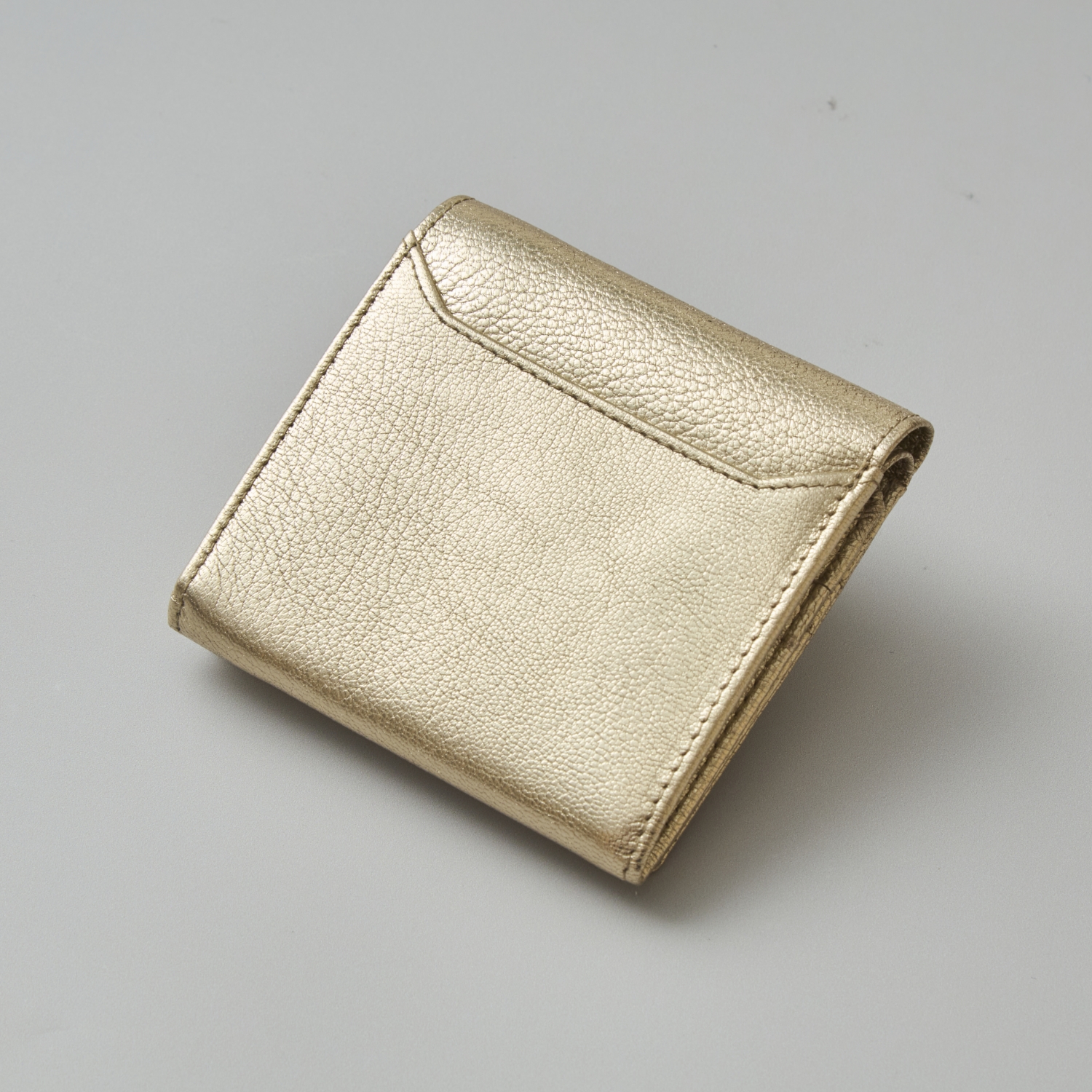 MUZICA VITA/インド山羊革2つ折り　ラメ財布